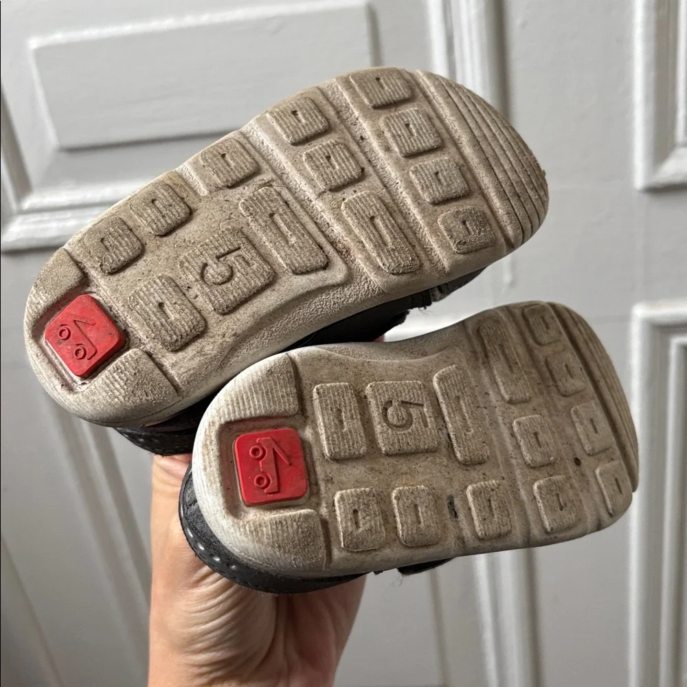 See Kai Run Ryder Shoe - Picture 5 of 5